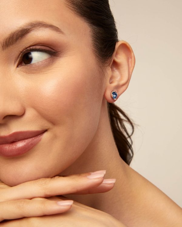 UNO de 50 | Aura Blue Earrings - Image 3