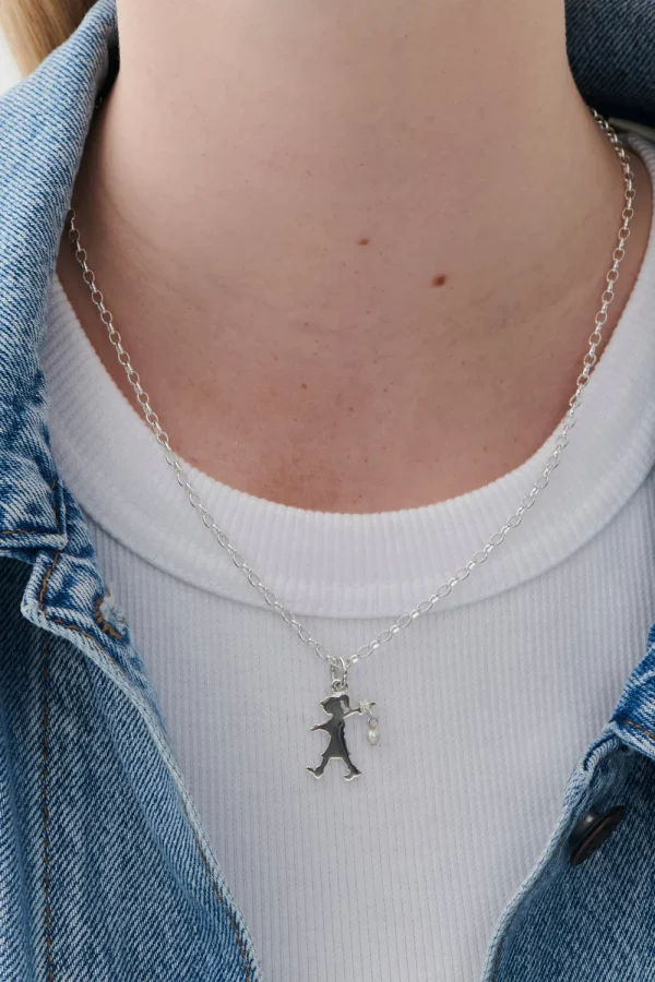 Karen Walker | Girl with a Pearl Necklace Silver - Image 2