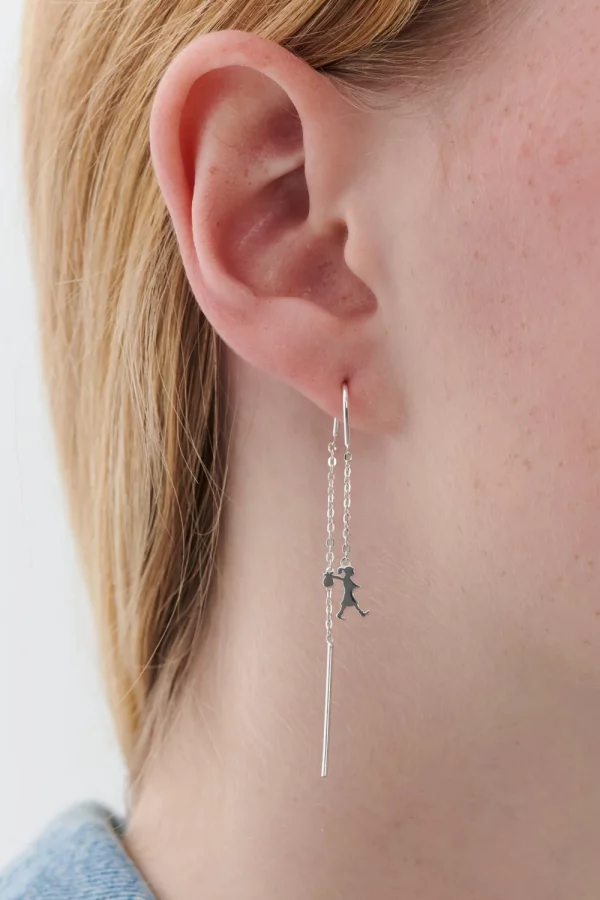 Karen Walker | Runaway Girl Thread Earrings Silver - Image 2