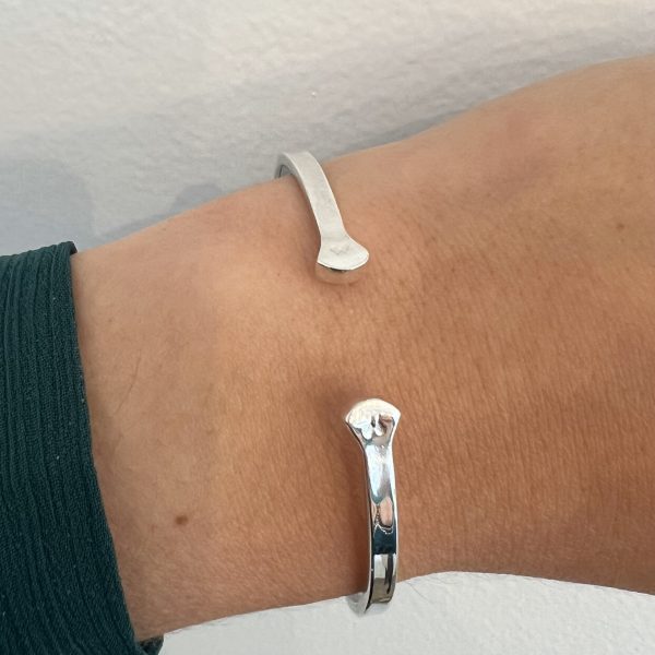 Equestrian | Sterling Silver Horse Nail Open Cuff Bangle - Image 2