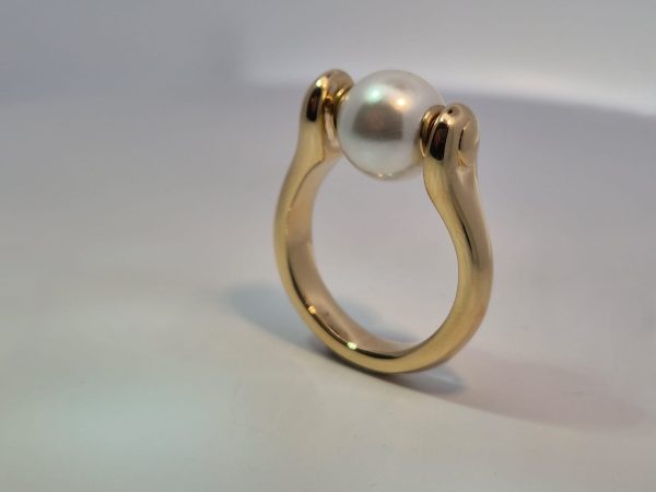 Uno de50 Pearl Moon Ring - Image 3
