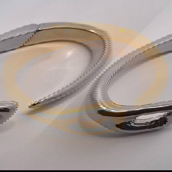 UNO de50 Oval Hinge Bracelet - Image 2